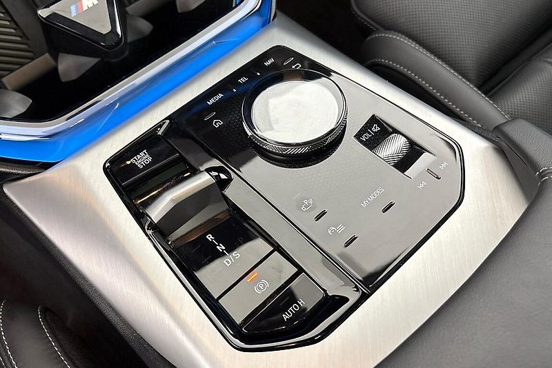 BMW X3 xDrive40d - fotka 22 z 25