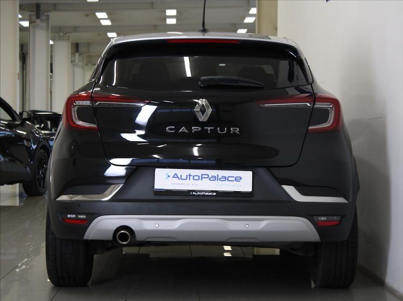 Renault Captur 1,3 TCe 140k. AT Techno 1.maj. - fotka 4 z 22