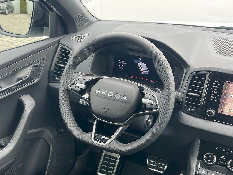 Škoda Karoq (2026) 1,5 TSI / 110 kW DSG Sportline - fotka 17 z 30
