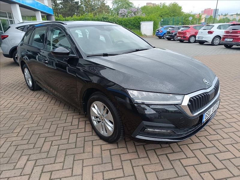 Škoda Octavia 2,0 TDi DSG Ambition - fotka 5 z 22