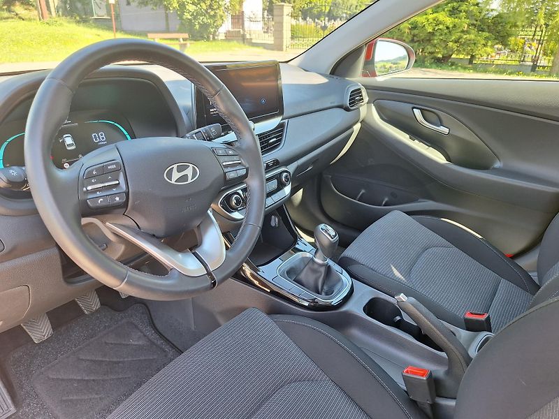 Hyundai i30 (2024) Kombi 1.0 T-GDI Comfort 2024 - fotka 13 z 19