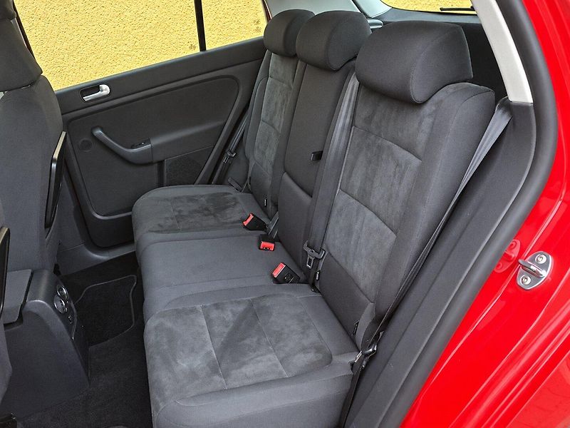 Volkswagen Golf Plus 1,4 TSi (90kW)*STK DO 10/2028* - fotka 14 z 18