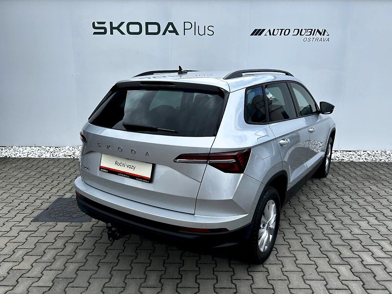 Škoda Karoq (2025) 2.0 TDI 85kW MP6 Selection - fotka 2 z 33