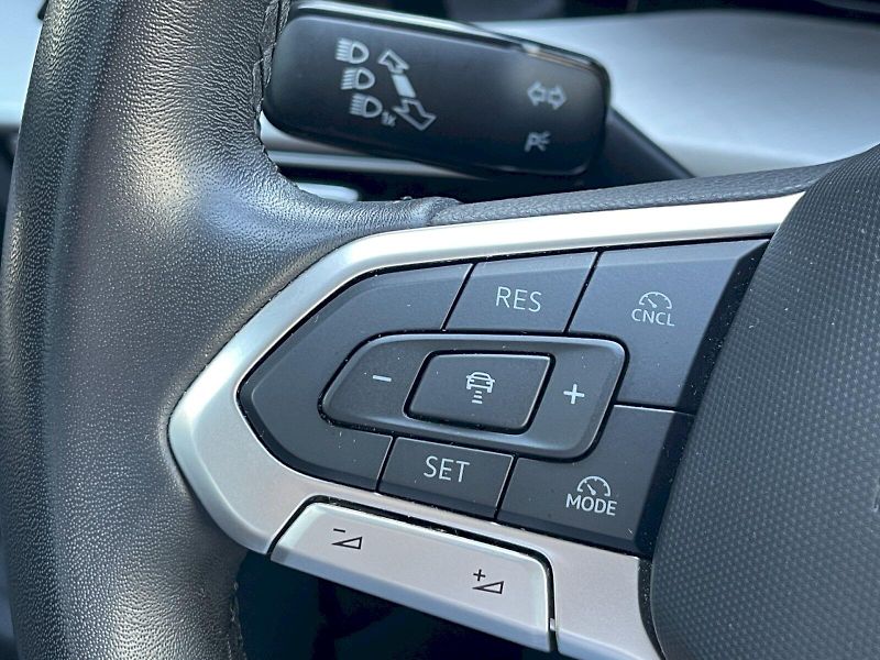 Volkswagen Golf Variant (2024) 1,5 eTSI 85 kW Life - fotka 8 z 34