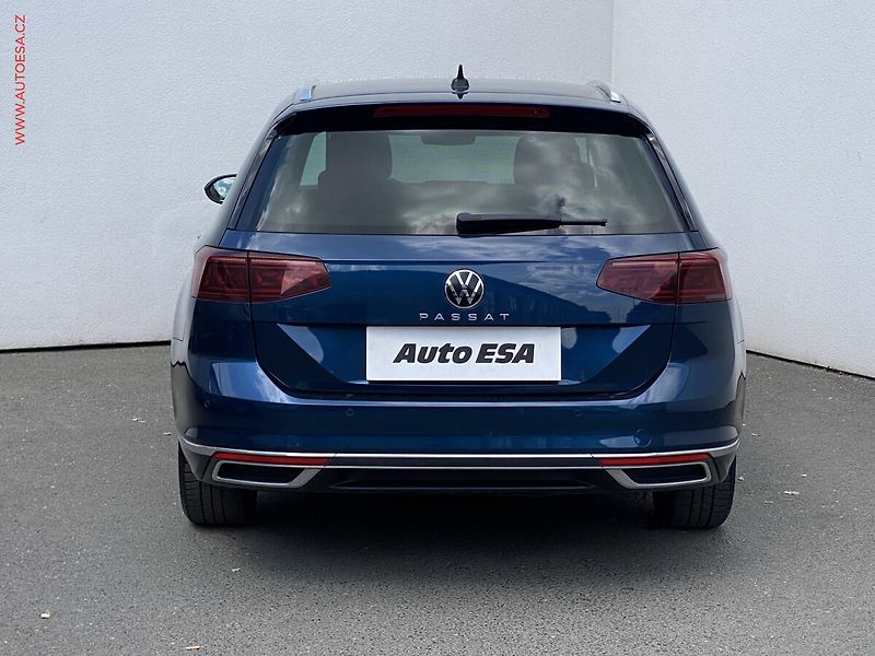 Volkswagen Passat (2020) 2.0 TDi, Elegance, DSG, LED - fotka 5 z 19