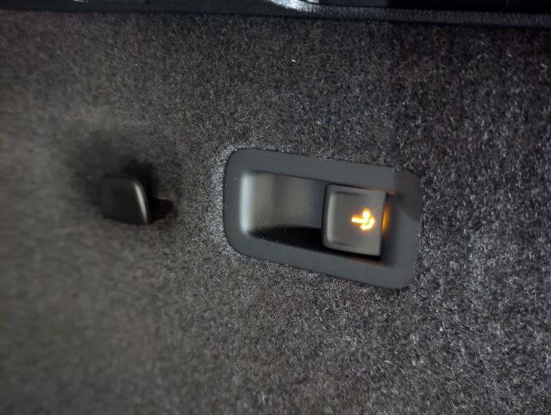 Volkswagen Tayron TDI 4M R-Line HuD Pano 360 IQ - fotka 33 z 34