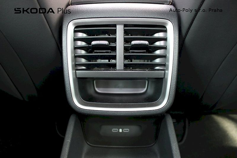 Škoda Octavia (2024) 2,0 TDI 110 kW Top Selection - fotka 23 z 25