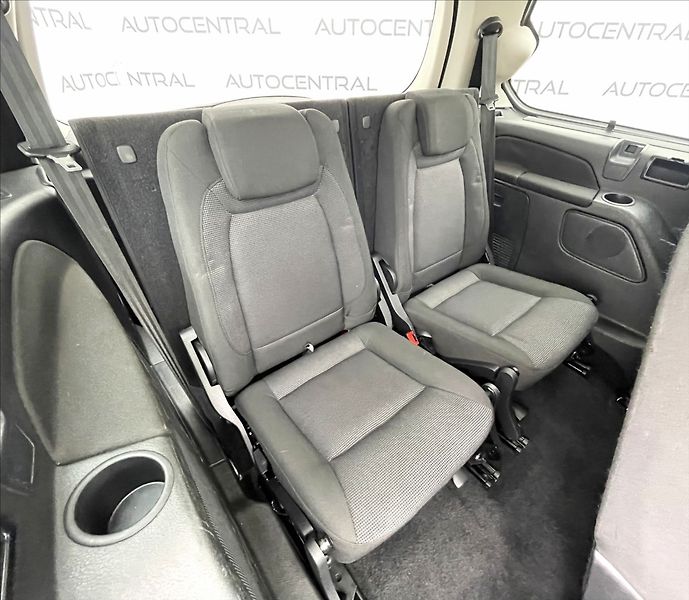 Ford Galaxy 2,0 TDCi,103kW,Titanium - fotka 26 z 27