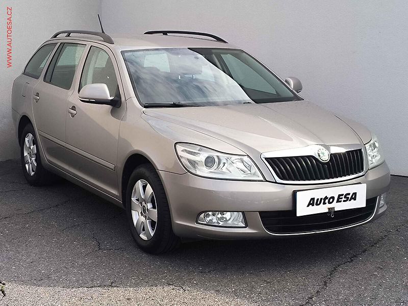 Škoda Octavia (2013) 1.6 TDI, ČR, servis.kniha, AC - fotografie inzerátu