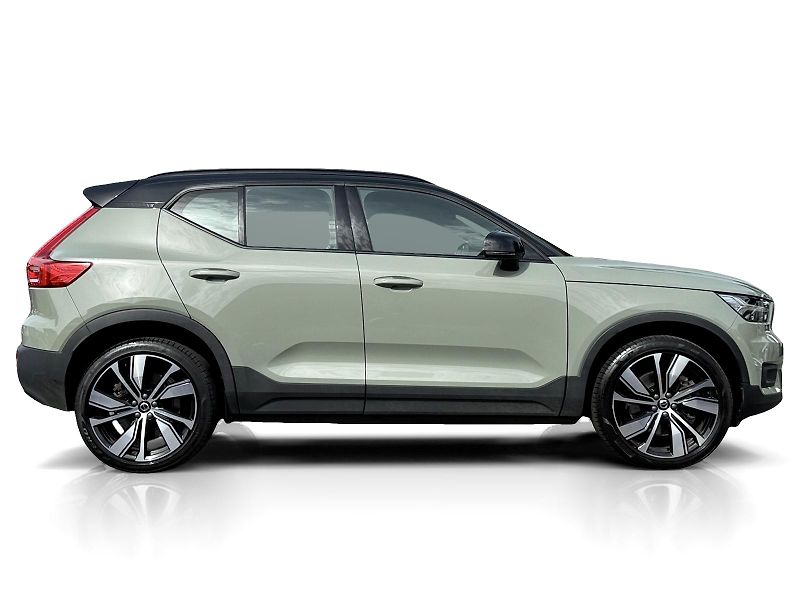 Volvo XC40 P8 AWD // TWIN PRO // 4x4 - fotka 7 z 45