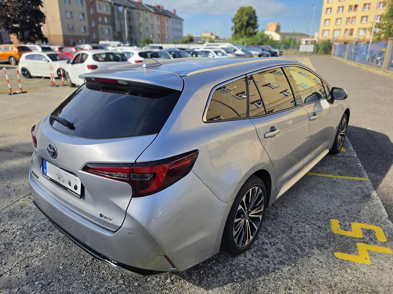 Toyota Corolla (2024) Touring Sport Style 1,8 103kW - fotka 5 z 19