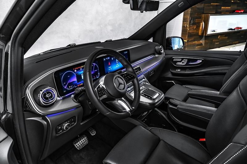 Mercedes-Benz Třídy V 300d 4M Exclusive AMG Long - fotka 11 z 26