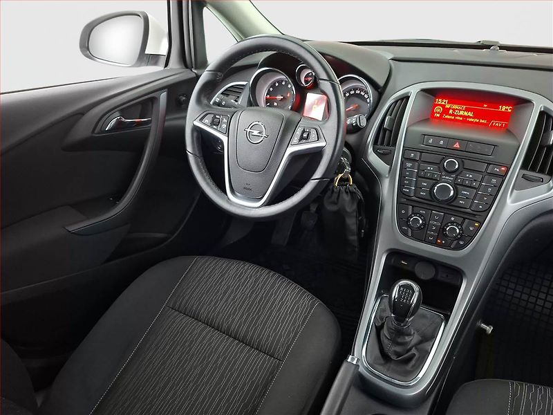 Opel Astra (2014) 1.4 T, Serv.kniha, Tempomat - fotka 7 z 15