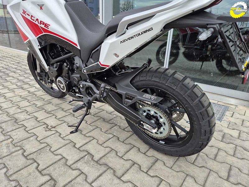 Moto Morini X-Cape 650 (2024) EU5 - SKLADEM - fotka 11 z 17
