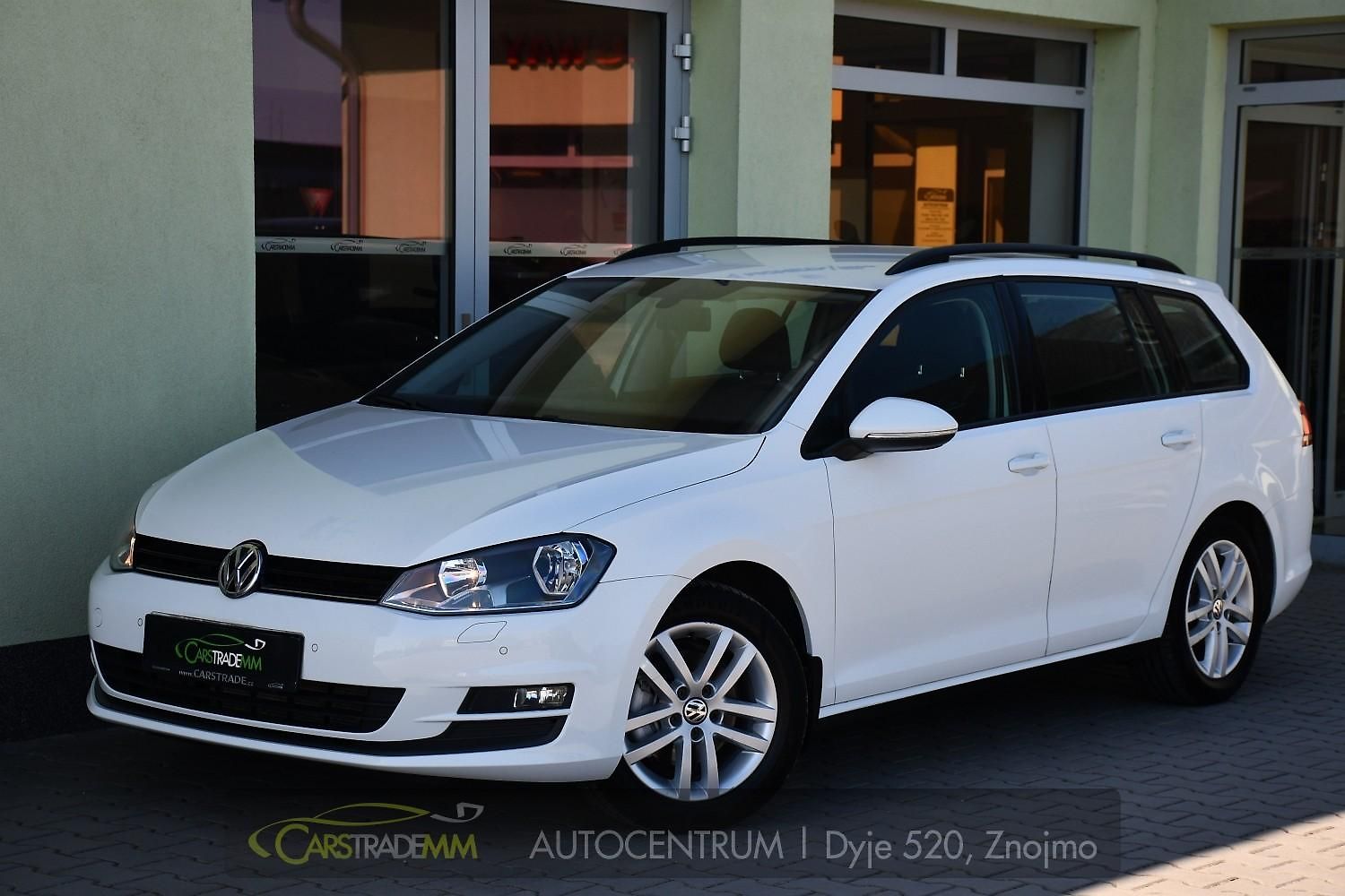 Volkswagen Golf 1.6TDi AUT. AC P.SENZORY TAŽNÉ