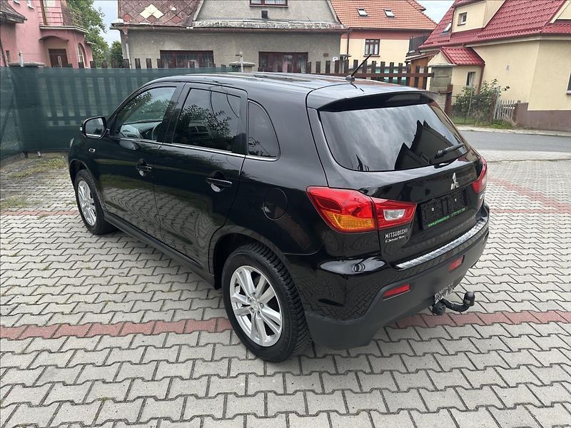 Mitsubishi ASX 1,6 TAŽNÉ EDITION - fotka 7 z 30
