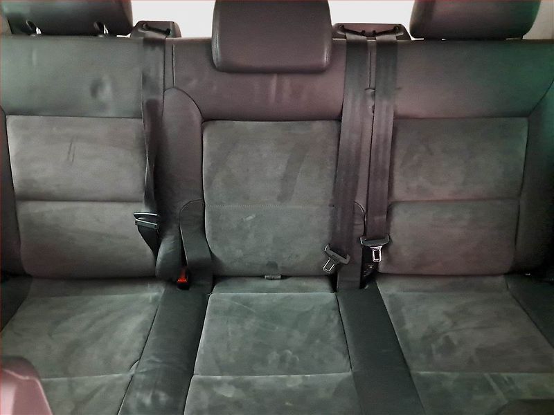 Volkswagen Multivan (2010) Highline 2.0 TDI 4Motion - fotka 19 z 19