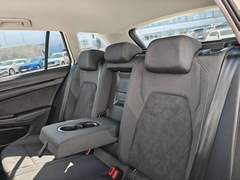 Volkswagen Golf Style 7DSG 1,5eTSI - fotka 8 z 22