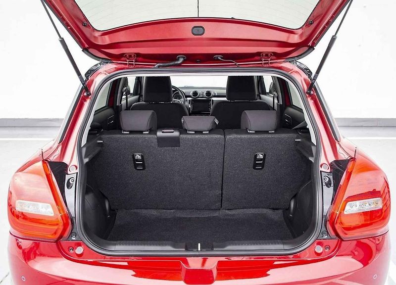 V zimě se tato verze Suzuki Swift cítí úplně skvěle