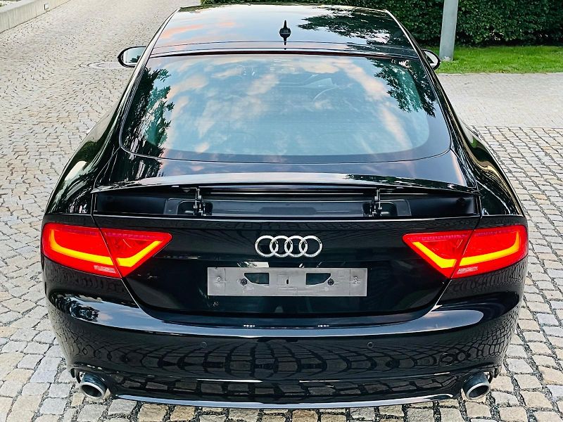 Audi A7 3.0TDI AUT 4x4 KAMERA TAŽNÉ - fotka 13 z 50