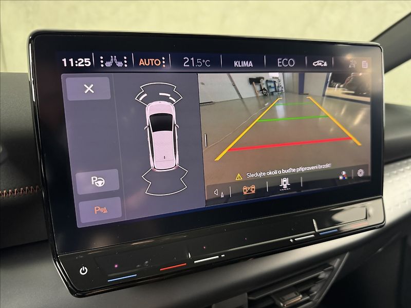 Cupra Born 150kW LED Tepelko Kamera - fotka 30 z 50