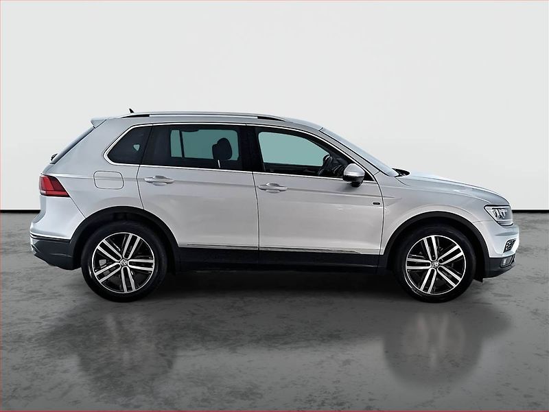 Volkswagen Tiguan (2019) 2.0 TDI - fotka 6 z 17
