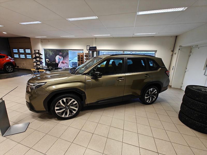 Subaru Forester (2025) 2.0 Touring 4x4 2025 nové - fotografie inzerátu