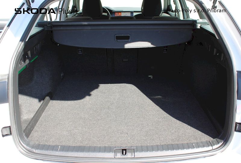 Škoda Octavia (2021) iV Style Plus 1.4TSI / 150kW 6 - fotka 22 z 24
