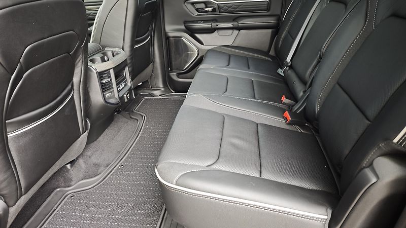 Dodge RAM (2026) 1500  I6 Limited MY26 - fotka 22 z 53
