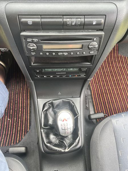Škoda Octavia 1.9TDI 74KW,4x4,TZ,AMBIENTE - fotka 36 z 39