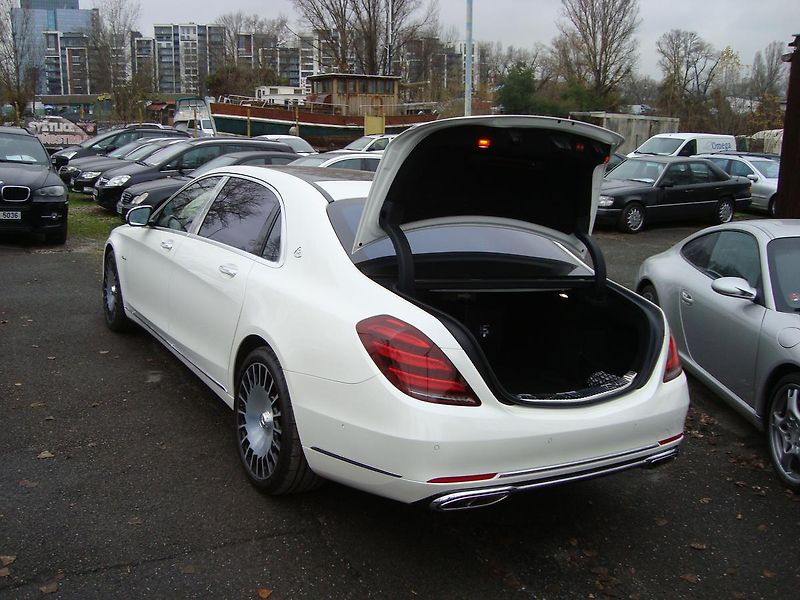 Mercedes-Benz Třídy S (2018) Maybach 560 4-Matic,ČR,1.Maj - fotka 17 z 77