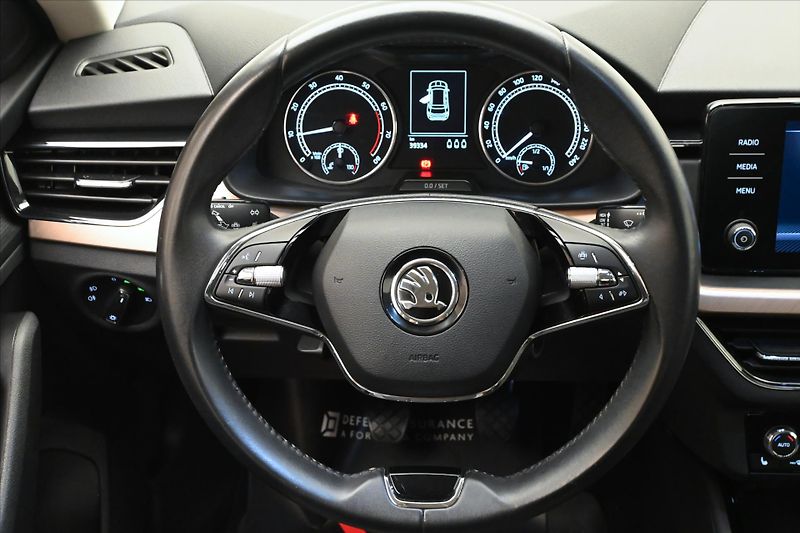 Škoda Kamiq 1,0 TSI 81kW Tažné Záruka až 5 - fotka 18 z 29