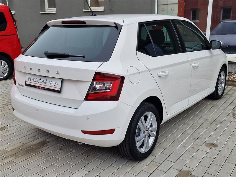 Škoda Fabia 1.0 TSI Style,původ ČR,1.Maj. - fotka 10 z 49