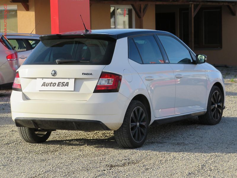 Škoda Fabia (2017) 1.4TDi, AC, temp - fotka 4 z 27