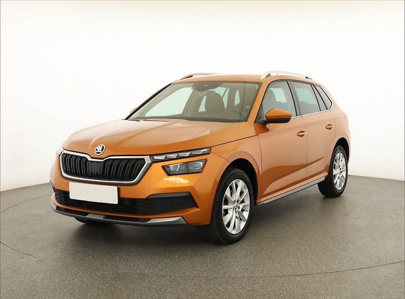 Škoda Kamiq (2023) Style 1.0 TSI - fotka 2 z 19