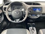 Toyota Yaris SELECTION 1.5 HYBRID 74kW - náhled 16