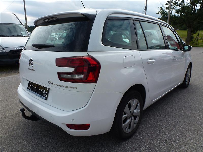 Citroën Grand C4 SpaceTourer 1,2 PureTech 130HP Turbo 6MAN - fotka 9 z 51