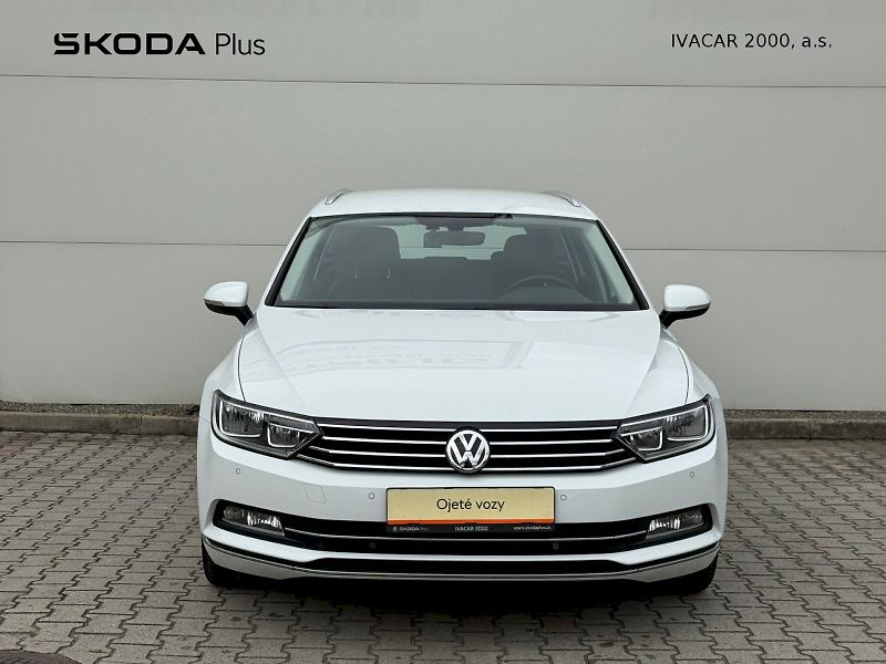Volkswagen Passat (2018) Variant 2.0 TDI 110 kW - fotka 4 z 24