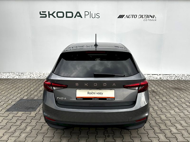 Škoda Fabia (2025) 1.0 TSI 85kW MP6 Top Selection - fotka 6 z 33
