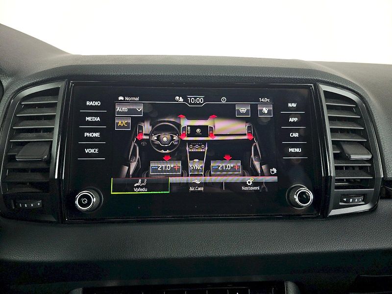 Škoda Karoq (2020) 2.0TDI 110kW 4x4 DSG SPORTLINE - fotka 15 z 28