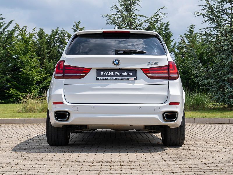 BMW X5 xDrive30d (F15) M Sport Paket - fotka 5 z 29