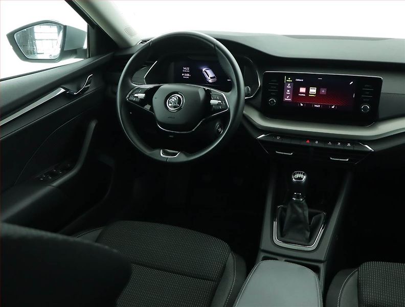 Škoda Octavia (2023) Ambition 2.0 TDI - fotka 7 z 14
