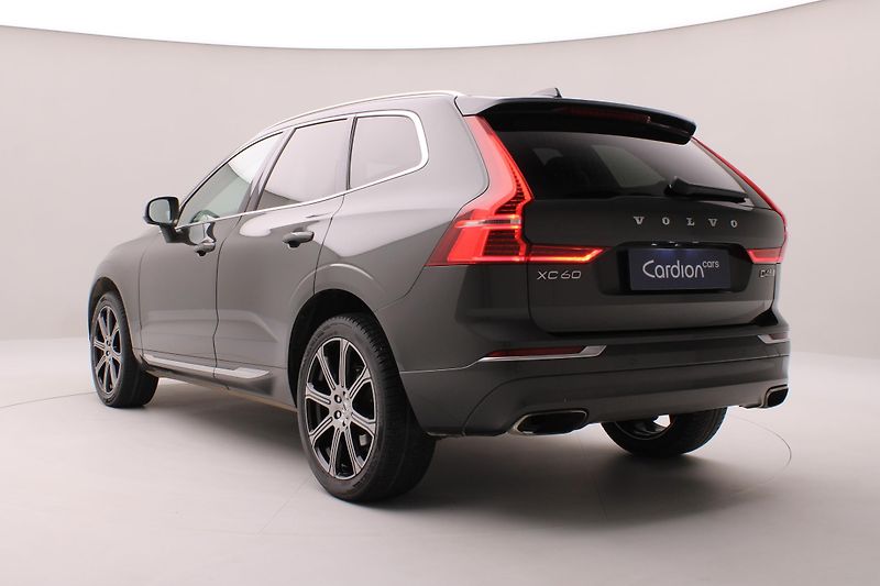 Volvo XC60 D4 AWD INSCRIPTION REZERVACE - fotka 10 z 45