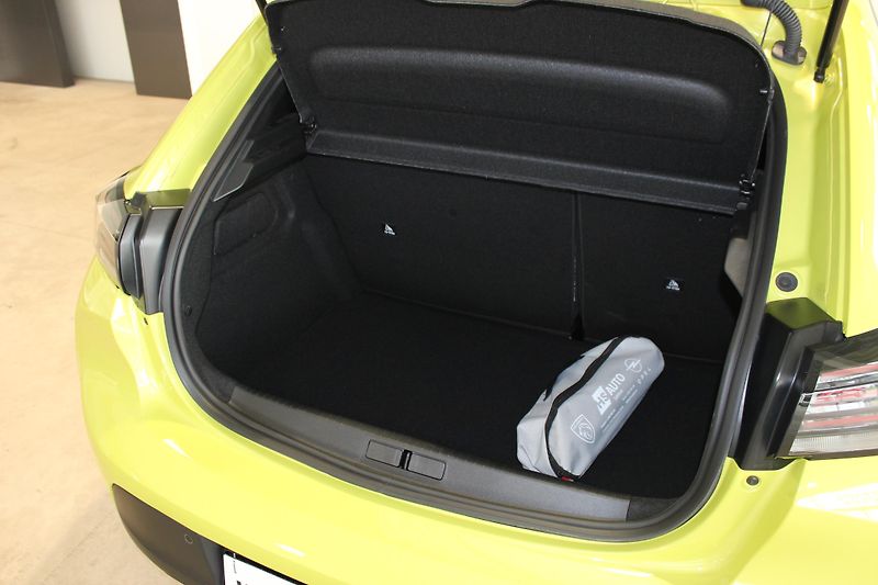 Peugeot 208 (2026) STYLE PureTech 100 S&S MAN6   - fotka 7 z 15