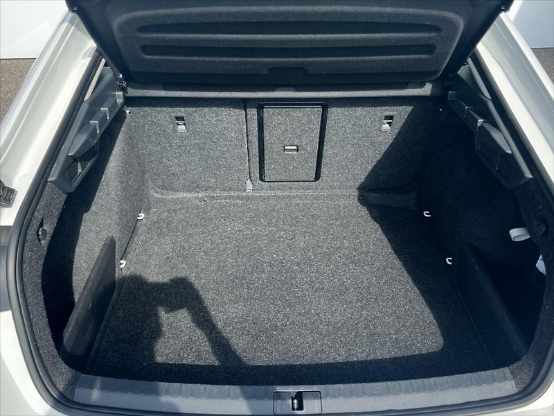 Škoda Octavia 2,0 TDi 85kW AMBITION PLUS - fotka 14 z 24