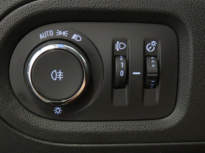 Opel Grandland X - fotka 13 z 24