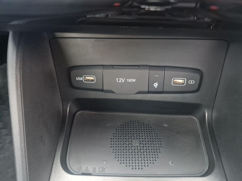 Hyundai Tucson (2023) 1,6 T-GDi SMART 110 kW 4x4 - fotka 23 z 24
