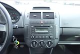 Volkswagen Polo 1,2 i, ČR, SERV.KN., COMFORT. - náhled 19