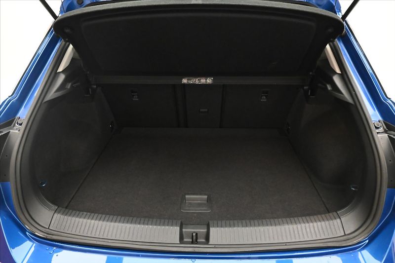 Volkswagen T-Roc 1,5 TSI 110 kW DSG Navi Záruka - fotka 10 z 30