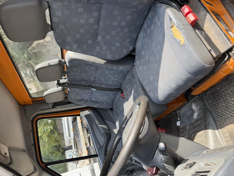 Mercedes-Benz Sprinter (2005) - fotka 2 z 3